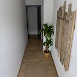 Spacieux Climatise Avec Terrasse アパート モンフランカン